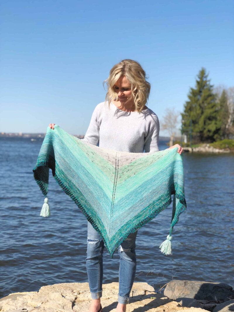 Melted Sea Shawl – Free Shawl Knitting Pattern