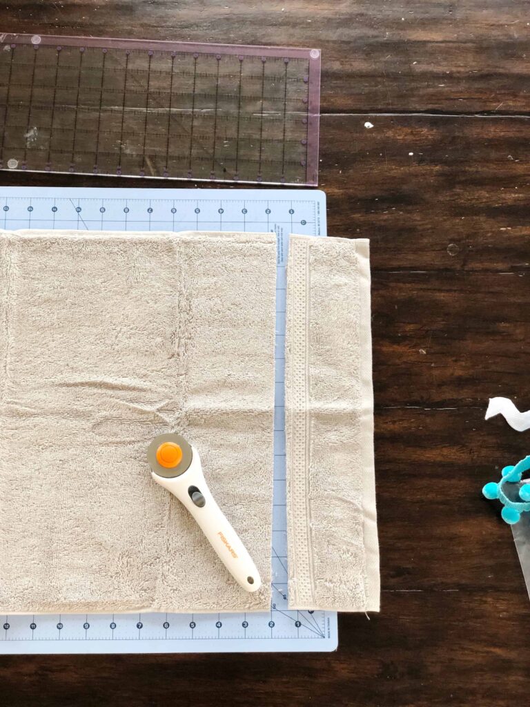 How to cut a towel with a rotary cutter