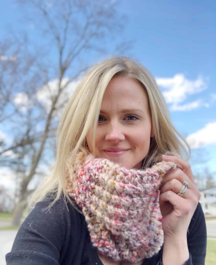 Chunky Cowl Knitting Pattern