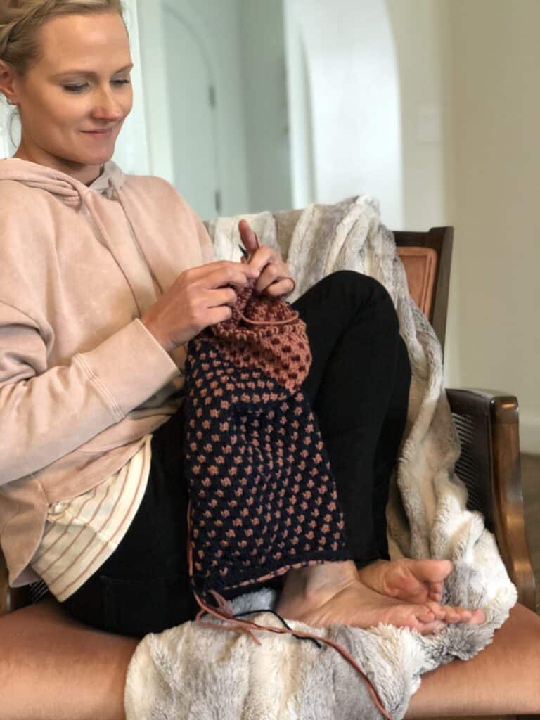 Mosaic knitting cowl pattern