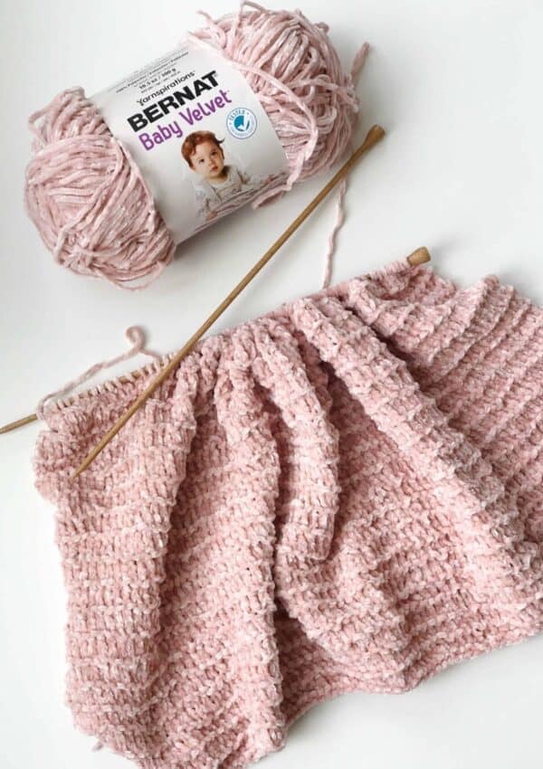 Knitting with velvet yarn. How to knit with velvet yarn