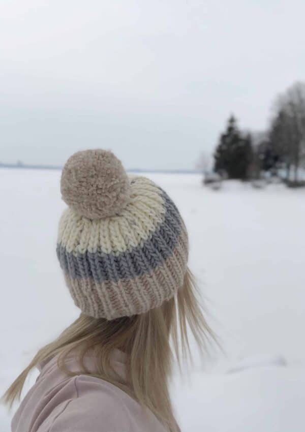 Color Block Fishermans Rib Free Hat Knitting Pattern