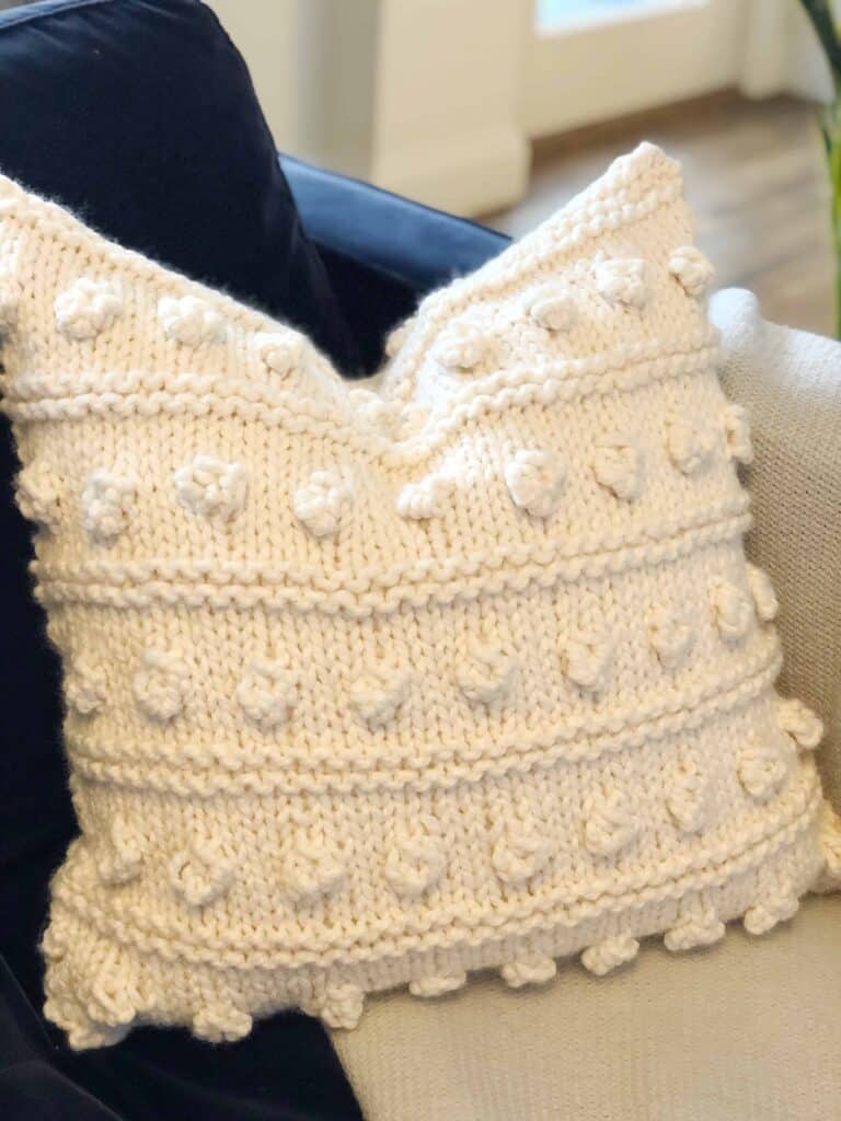 Bobble Pillow Knitting Pattern