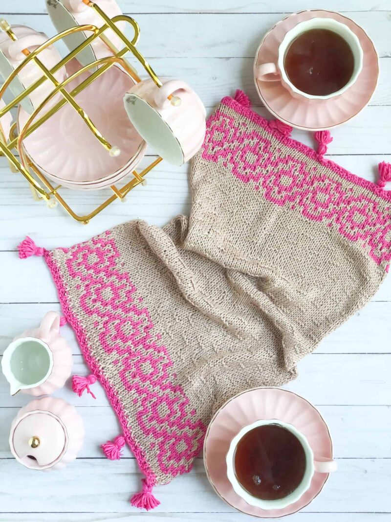 Tea Towel Free Knitting Pattern using mosaic knitting