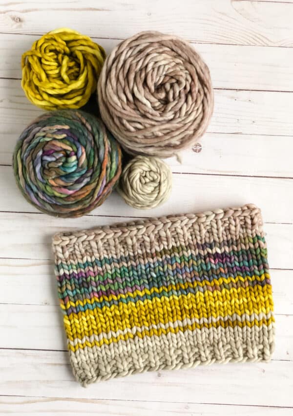 Free Chunky Cowl Knitting Pattern for Beginners
