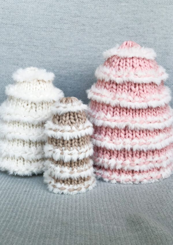 How to make Knit Snow Trees – Free Tree Knitting Pattern.