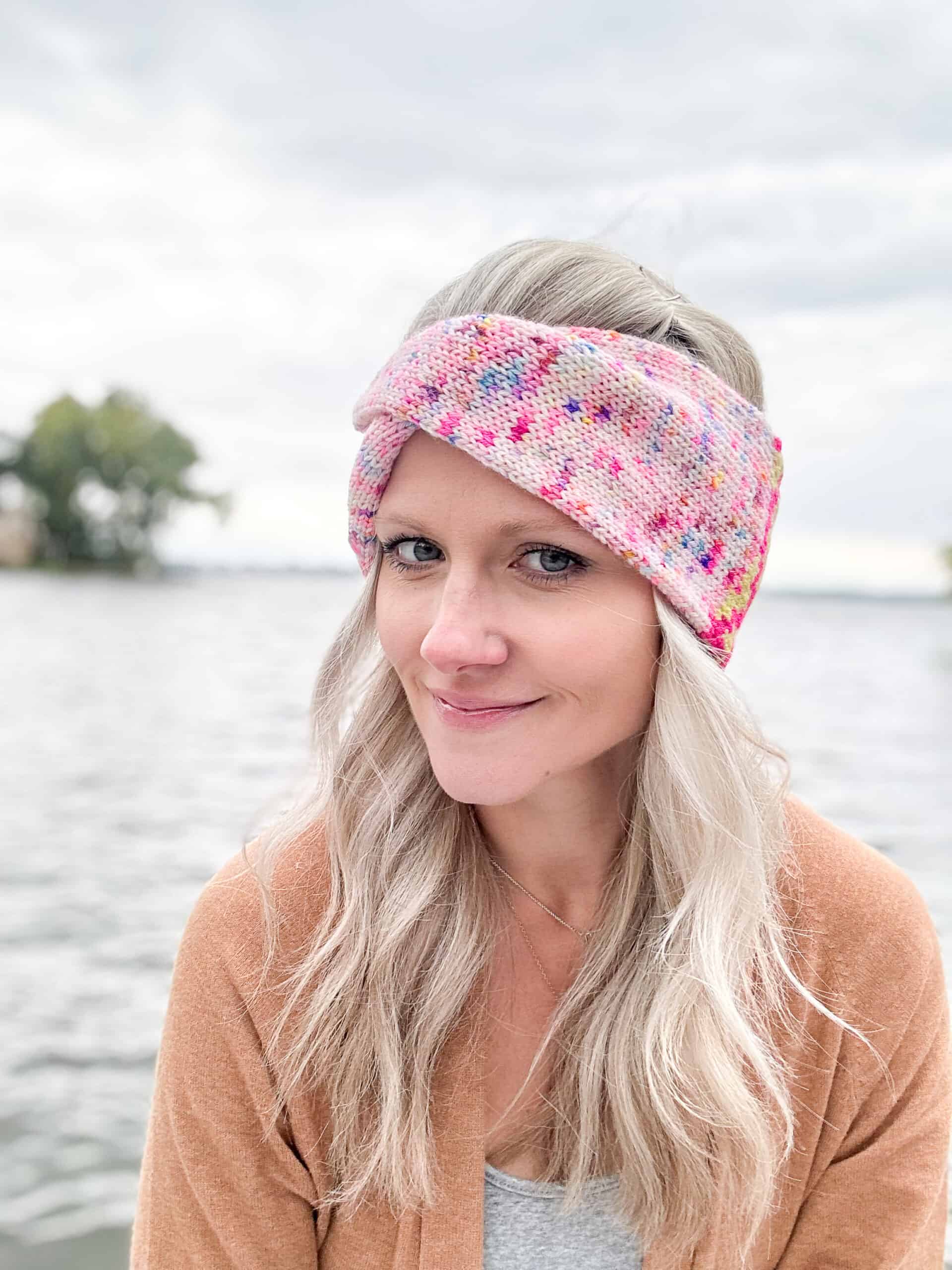 Kindra Headband – FREE Fair Isle Headband Knitting Pattern