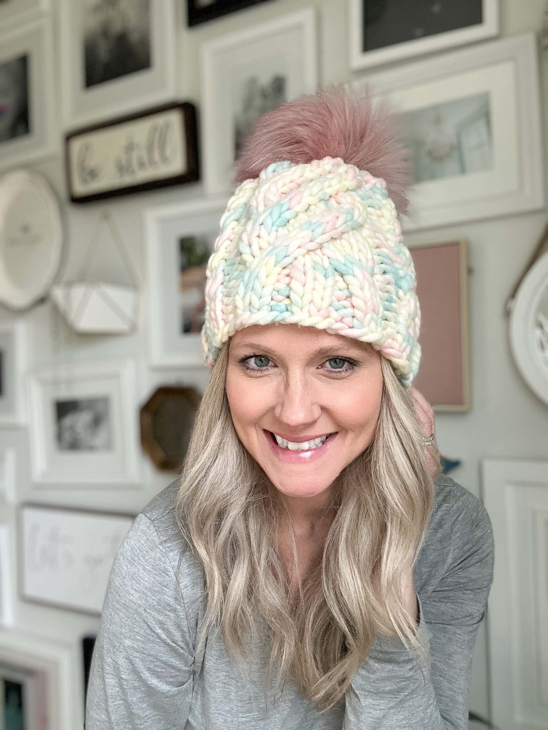 Peppermint Swirl Hat – Free Cable Knit Hat Pattern